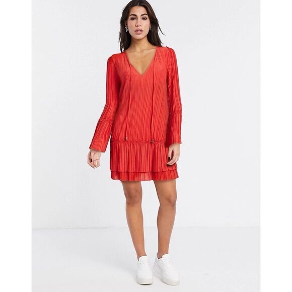 Free People Can't Help It Pleated Mini Dress in Red Size Medium *would fit a lar - Picture 2 of 4